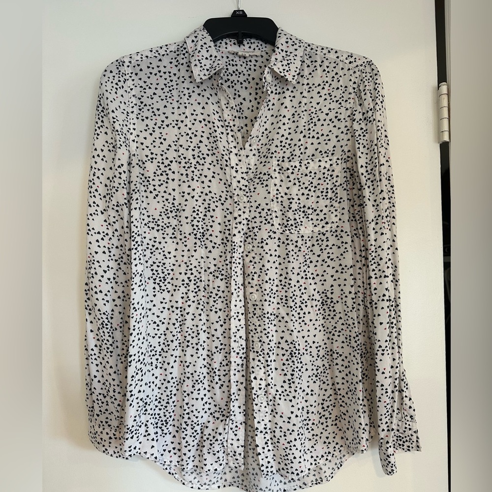 Perfect for Valentine’s Day! Heart patterned blouse. Black and red hearts